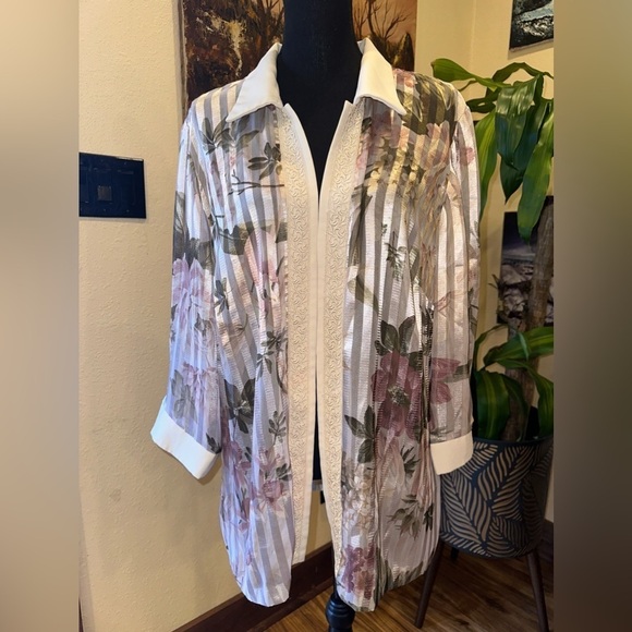 EUC R&M RICHARDs DUSTER JACKET ROSE METALLIC W LACE APPLIQUÉ LIGHTWEIGHT SZ 16W - Picture 1 of 11